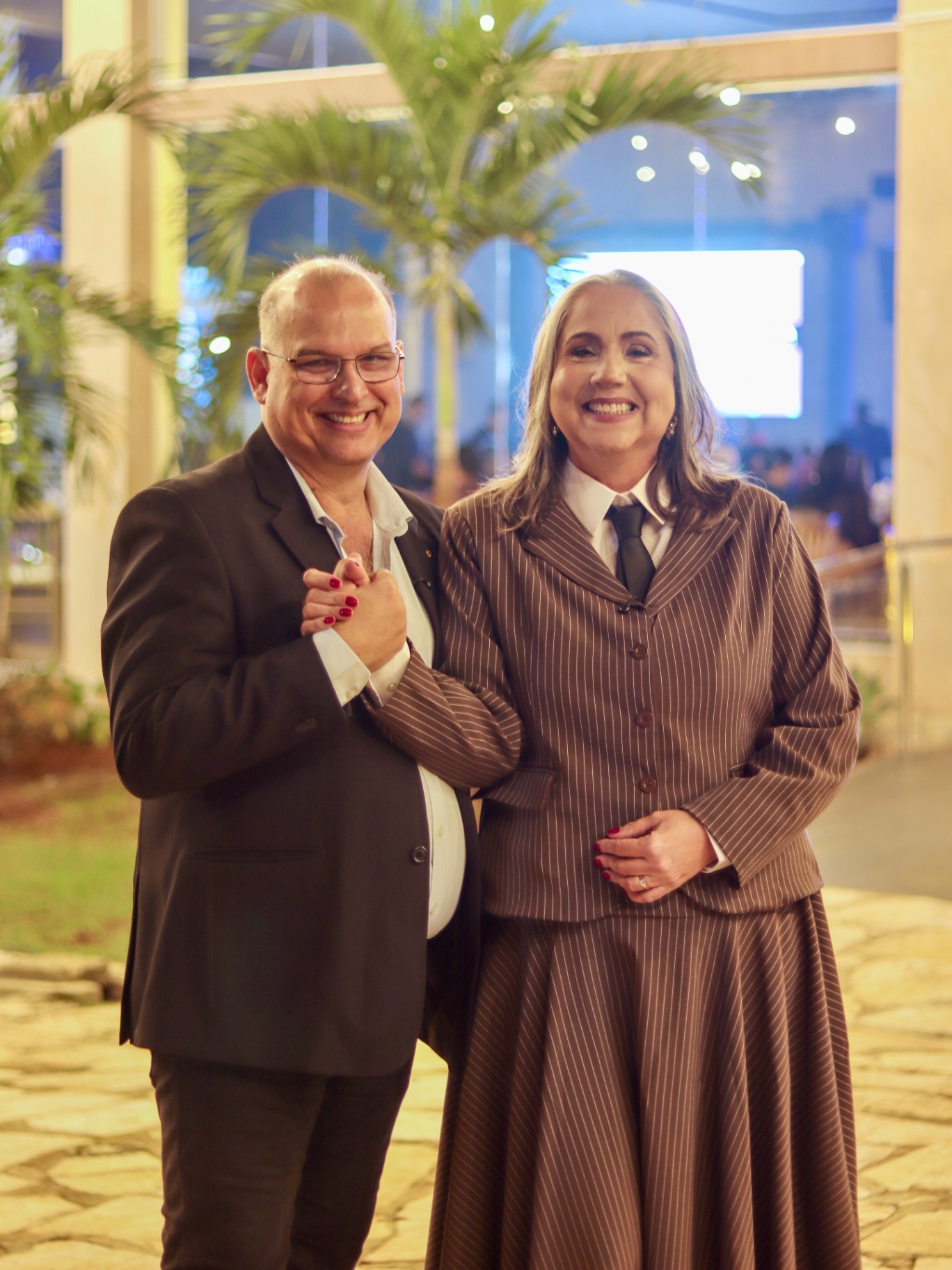 Dra. Lilian (Fonoaudióloga) e Germano (Gestor), fundadores da GoHoushi